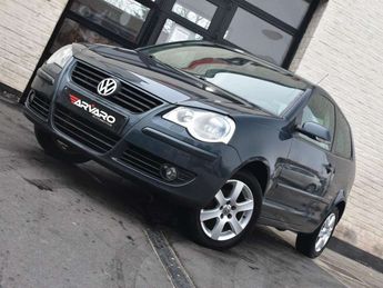  Voir d&eacute;tails -Volkswagen Polo 1.4i United Cruise PDC Verw Zetels -Gara &agrave; Kuurne (85)