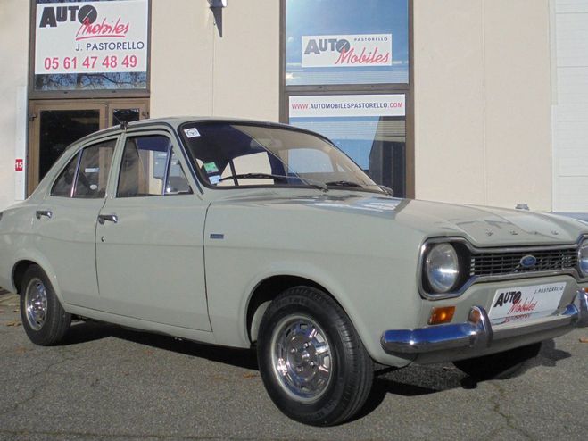Ford Escort 1100 LUXE GRIS de 1971