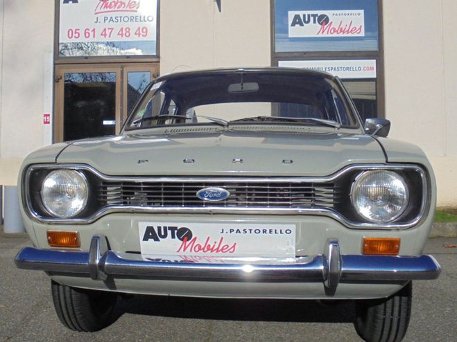 Ford Escort 1100 LUXE GRIS de 1971