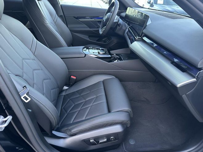 Cliquer pour voir la photo suivante BMW i5 eDrive40 M-sportpakket | travelpack | AC Noir de 2026