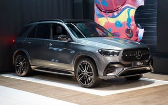  Voir d&eacute;tails -Mercedes GLE Classe 400 e 4MATIC AMG Line 381cv | Bur &agrave; Saint-Michel-sur-Orge (91)