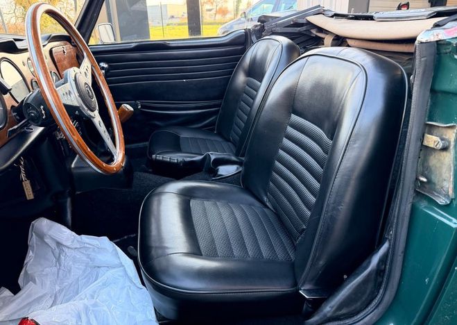 Triumph TR3 TR TR6 2.5L 104ch BVM4 Cabriolet 2 place Vert de 1970