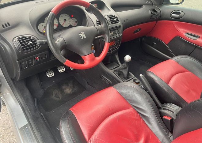 Peugeot 206 CC 2.0 135 Autre de 2001