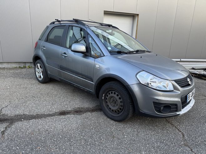Suzuki SX4 S-Cross 2.0 DDiS 135 Cv GLX 4x4 GRIS de 2010
