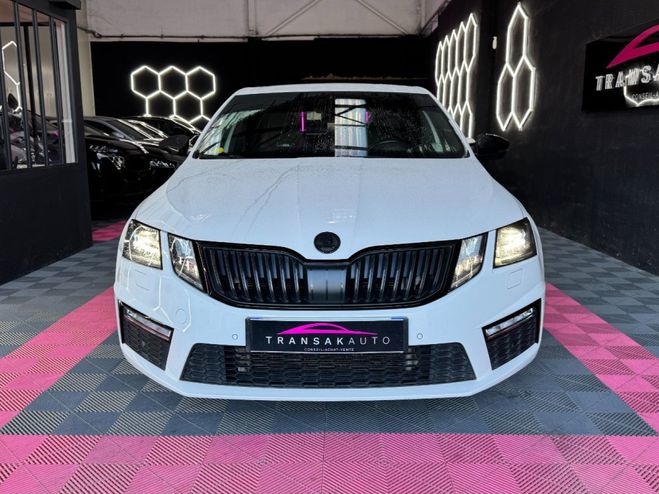 Skoda Octavia RS 2.0 TDI 184 ch CR DSG6 ~ Cam�ra de re Blanc de 2018