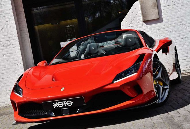 Ferrari F8 Tributo Spider 3.9 V8 BITURBO F1 Rouge M�tallis� de 