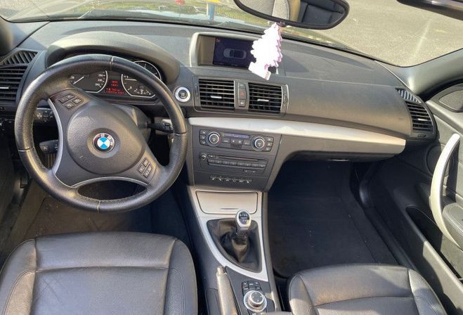 BMW Serie 1 CABRIOLET (E88) 118D 143CH LUXE  de 2009