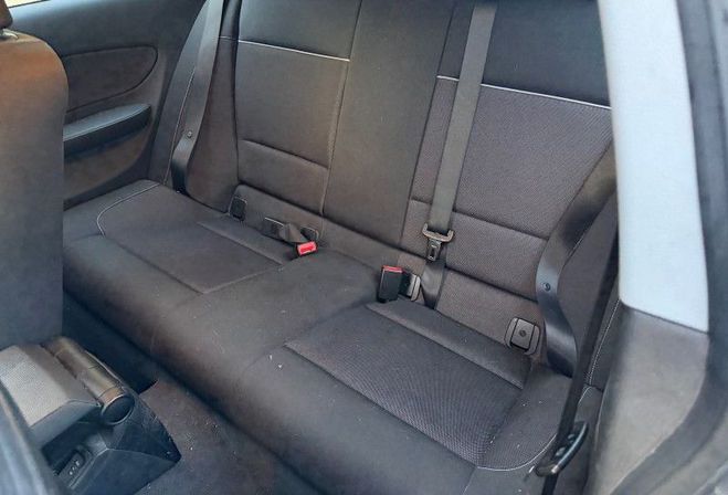 BMW Serie 1 (E81/E87) 116D 115CH PREMIERE 3P  de 2009