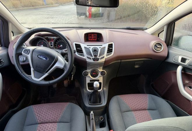 Ford Fiesta 1.25 82CH TITANIUM 5P  de 2013