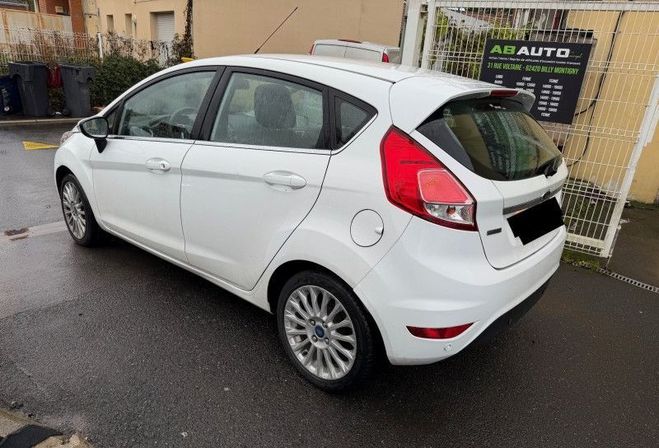 Ford Fiesta 1.5 TDCI 75CH FAP TITANIUM 5P  de 2013