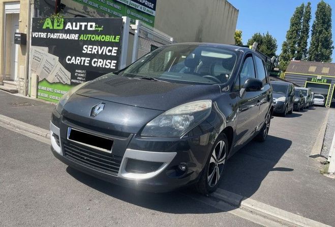 Renault Scenic III 1.5 DCI 110CH FAP BOSE  de 2011