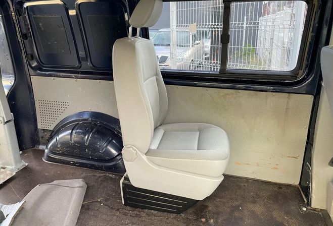 Volkswagen Transporter  FG 2.8T L1H2 2.0 TDI 102CH VITRE RAMPE   de 2010