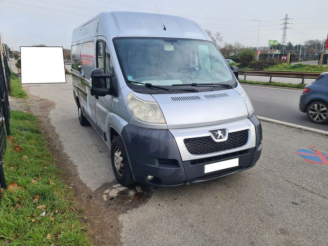 Peugeot Boxer 3.0 hdi 160 chevaux Gris clair de 2011