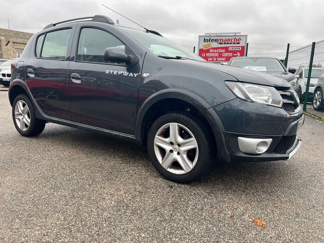 Dacia Sandero II STEPWAY 0.9 TCE 90 PRESTIGE EURO6 9 Gris anthracite de 2016