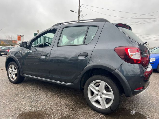 Dacia Sandero II STEPWAY 0.9 TCE 90 PRESTIGE EURO6 9 Gris anthracite de 2016