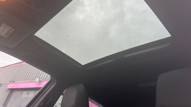 Nissan Juke (2) 1.2 DIG-T 115 TEKNA FULL TOIT OUVRAN Rouge de 2015