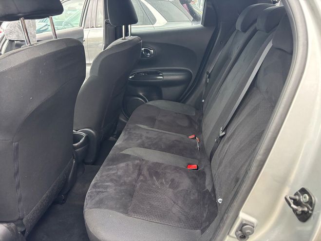 Nissan Juke 2) 1.6 117 CONNECT EDITION XTRONIC BO�TE Gris de 2015