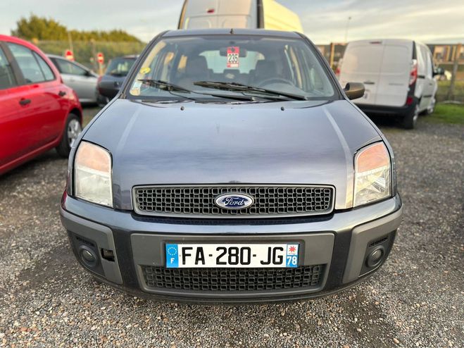 Ford Fusion Trend ct ok - distribution ok  Gris de 2007