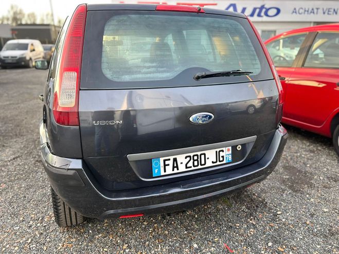 Ford Fusion Trend ct ok - distribution ok  Gris de 2007