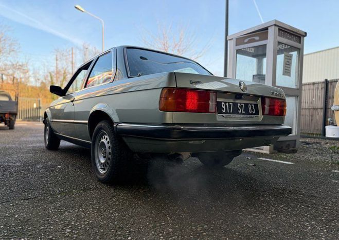 BMW Serie 3 320i e30 160000km parfait �tat  de 1982