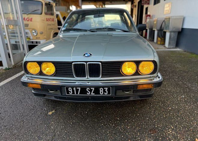 BMW Serie 3 320i e30 160000km parfait �tat  de 1982