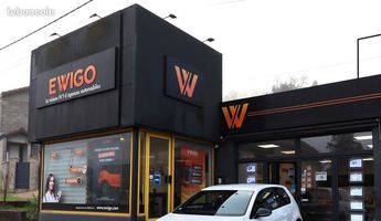  Voir d&eacute;tails -Volkswagen Golf 2.0 tsi 300 ch bluemotion r 4motion dsg  &agrave; Bourgoin-Jallieu (38)