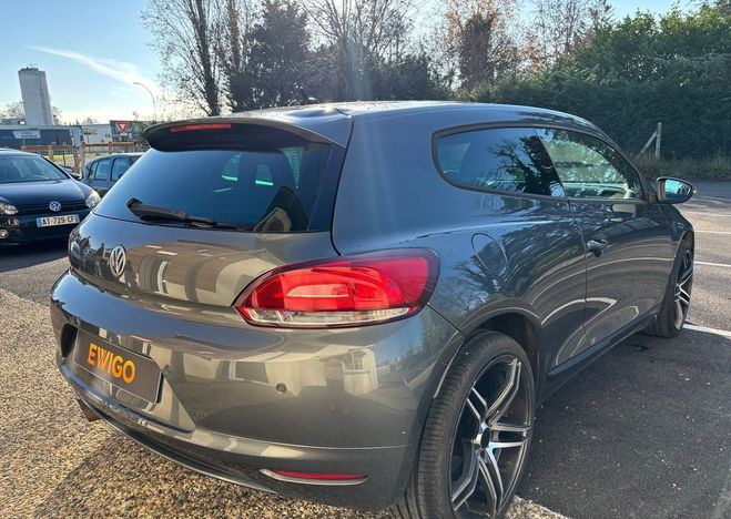 Volkswagen Scirocco 1.4 tsi 122ch   sieges chauffants Gris de 2011