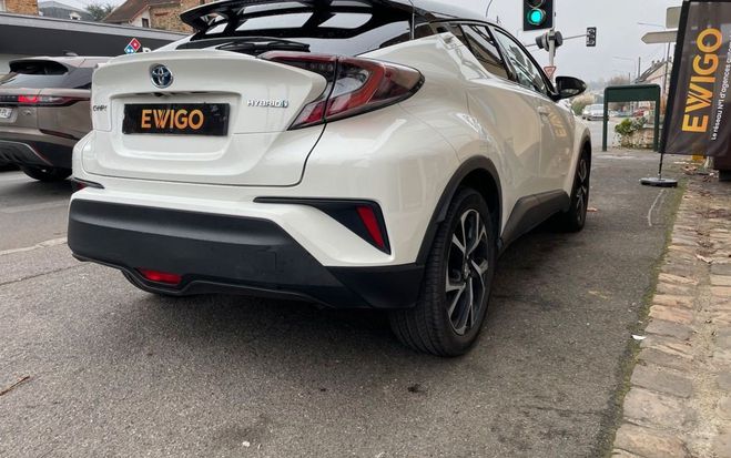 Toyota C HR 122ch full-hybrid design 4x2 e-cvt Blanc de 2019