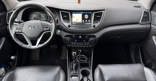 Hyundai Tucson 1.7 crdi 140ch executive dct toit ouvran Blanc de 2018