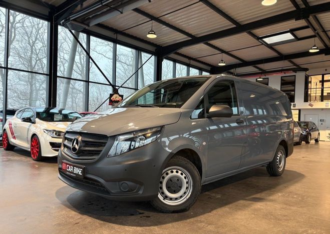 Cliquer pour voir la photo suivante Mercedes Vito Fourgon Long 114 CDI BVA FIRST Garantie de 2022