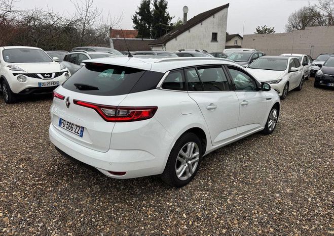Renault Megane IV Estate Blue DCI 115 EDC Business Hist Blanc de 2019