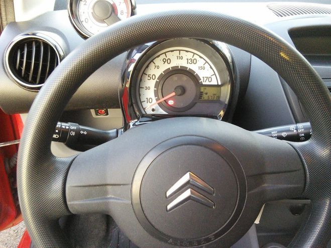 Citroen C1 1.0 68 Selection CLIM 5portes Premi�re m Rouge de 2011