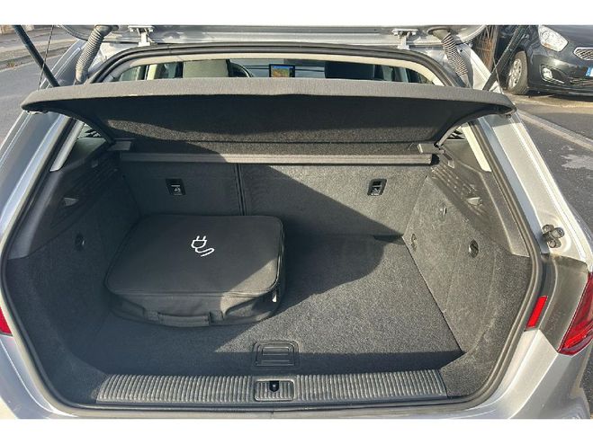 Audi A3 1.4 TFSI 125 e-TRON S tronic 7 Gris clair de 2016