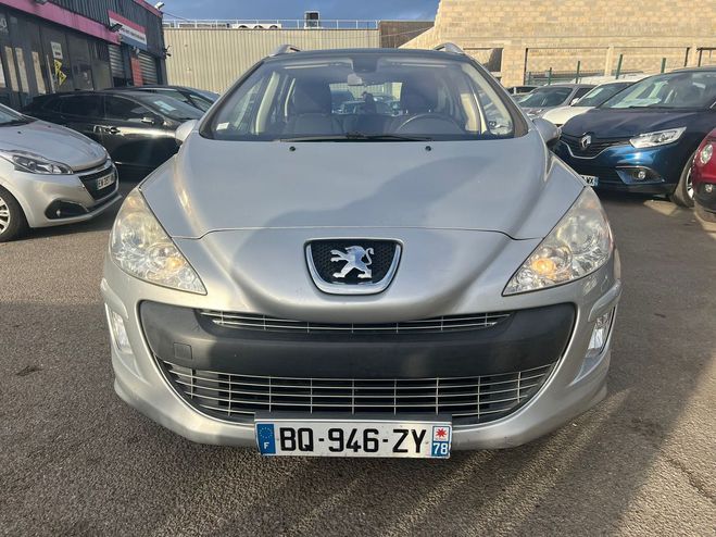 Peugeot 308 (2) SW 1.6 HDI 112 PREMIUM BVM6 Gris de 2011