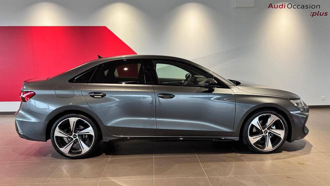 Audi A3 BERLINE 35 TFSI Mild Hybrid 150 S tronic Gris de 2024
