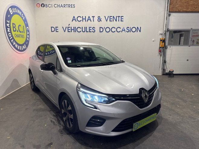 Renault Clio V 1.0 TCE 90CH EQUILIBRE Gris C de 2022