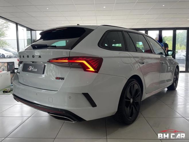 Skoda Octavia ? RS COMBI 2,0 TSI 245 CH BVM6 GARANTIE  Blanc de 2022