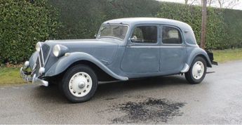  Voir d&eacute;tails -Citroen Traction Traction/15 15-6 d grise perle roues pil &agrave;   La Boisse (01)