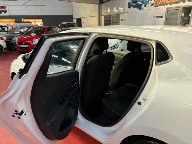 Renault Clio IV Estate 1.5 Energy dCi - 75 IV BREAK Z Blanc de 2017