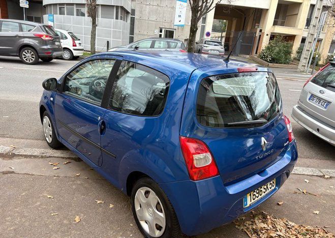 Renault Twingo 2 authentique 1.2 60 cv tr�s bon �tat Bleu de 2007