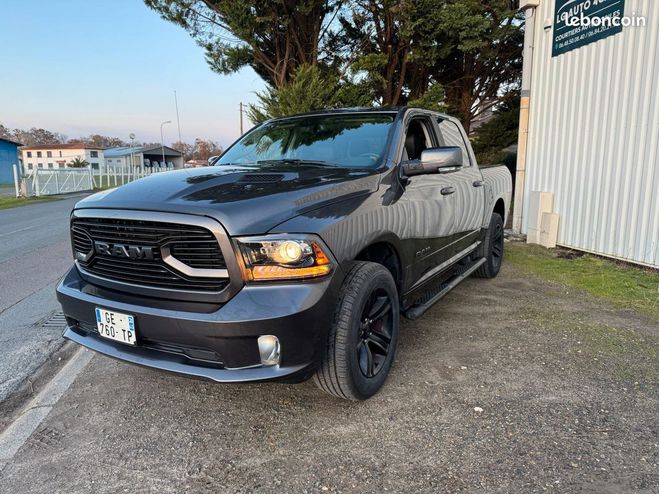 Dodge Ram 1500 TVA Gris de 2020