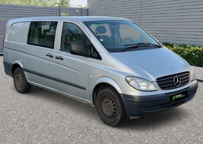 Cliquer pour voir la photo suivante Mercedes Vito DOUBLE CABINE 5 PLACES 115 CDI Gris de 2009