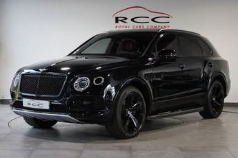  Voir d&eacute;tails -Bentley Bentayga 4.0 V8 550 4WD &agrave;  Le Port-Marly (78)