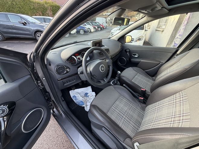 Renault Clio 1.5 DCI 105CH XV DE FRANCE ECO� 5P GRIS de 2012