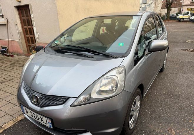 Cliquer pour voir la photo suivante Honda Jazz BVA 1.4 100ch Elegance I-Shif de 2009