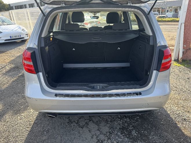 Mercedes Classe B 180 CDI Design 7-G DCT A Gris de 2012