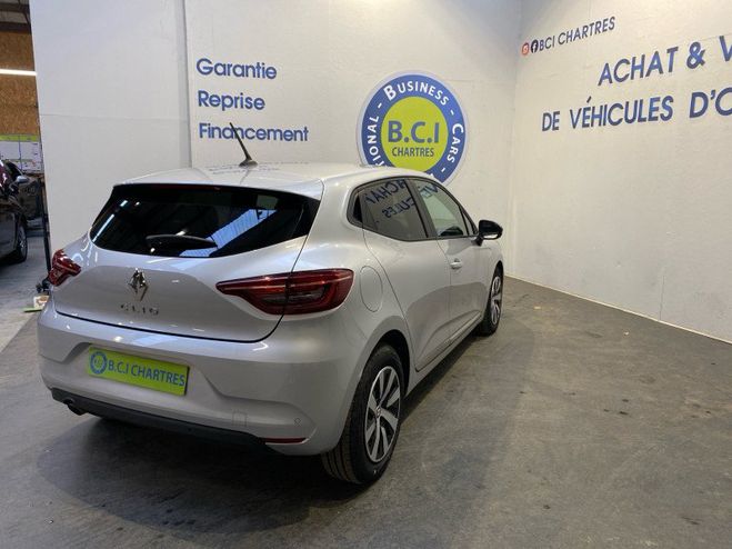 Renault Clio V 1.0 TCE 90CH EQUILIBRE Gris C de 2023