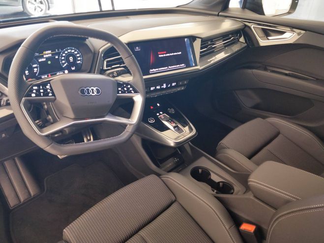 Audi Q4 E-Tron 45 285 ch 82 kWh S line Bleu de 