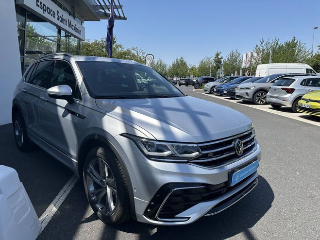 Volkswagen Tiguan 1.5 TSI 150ch DSG7 R-Line Exclusive REFLET D'ARGENT METALLISE de 2023