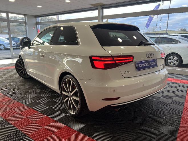 Audi A3 1.4 TFSI COD ULTRA 150 S tronic 7 S Line Blanc de 2016